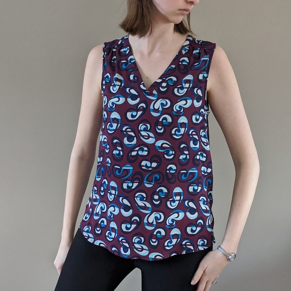 Halogen Sleeveless V-Neck Blouse